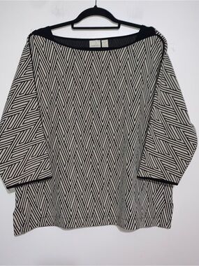 Chico's Black and Cream Geo Stripe Knit Top Large